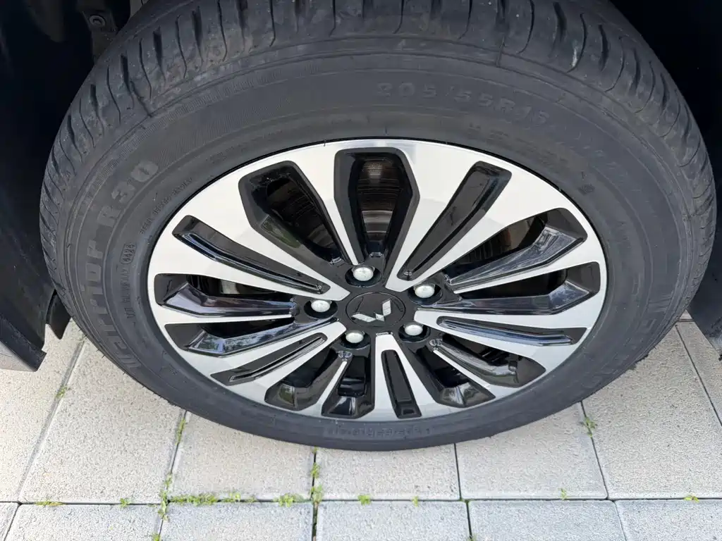Wuling Jiachen 2022