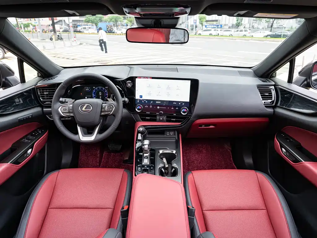 Lexus NX 2025 — фото 13