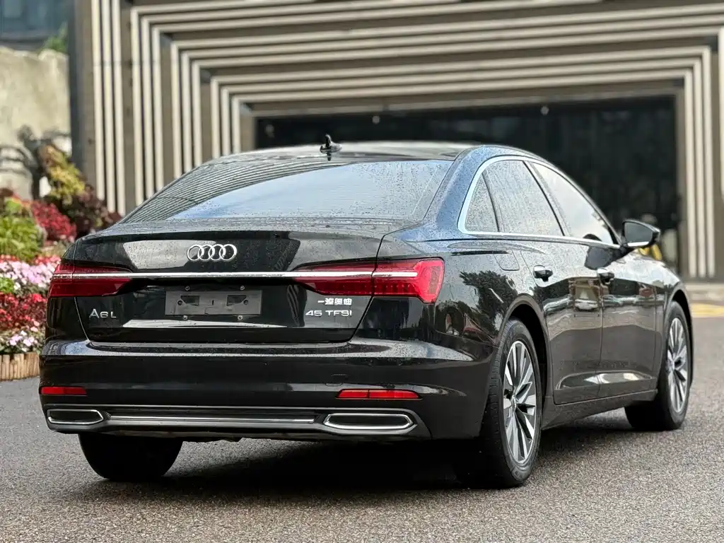 Audi A6L 2021 — фото 16