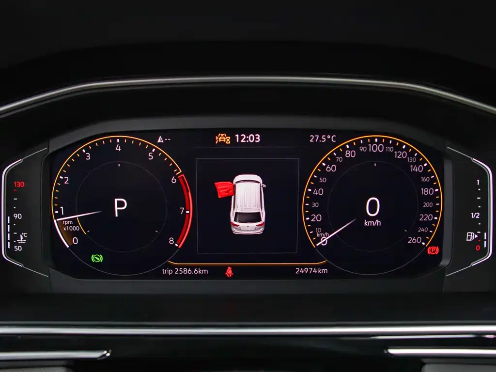 Volkswagen Tiguan L 2023 — фото 23