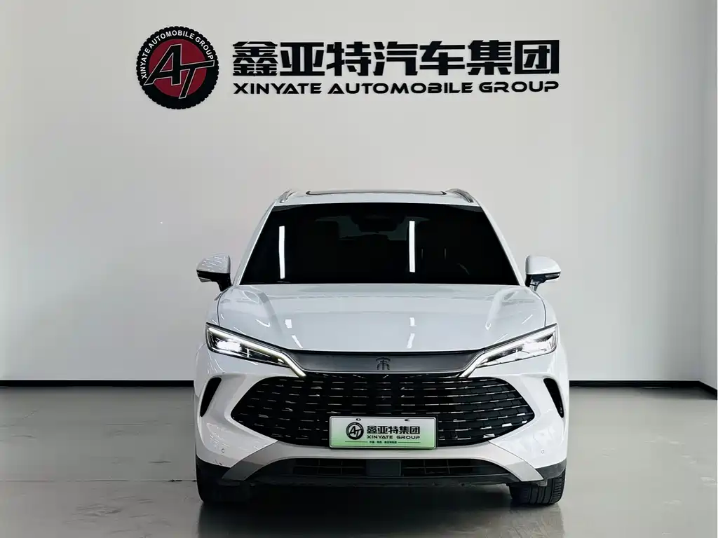 BYD L DM-i 2024 — фото 3