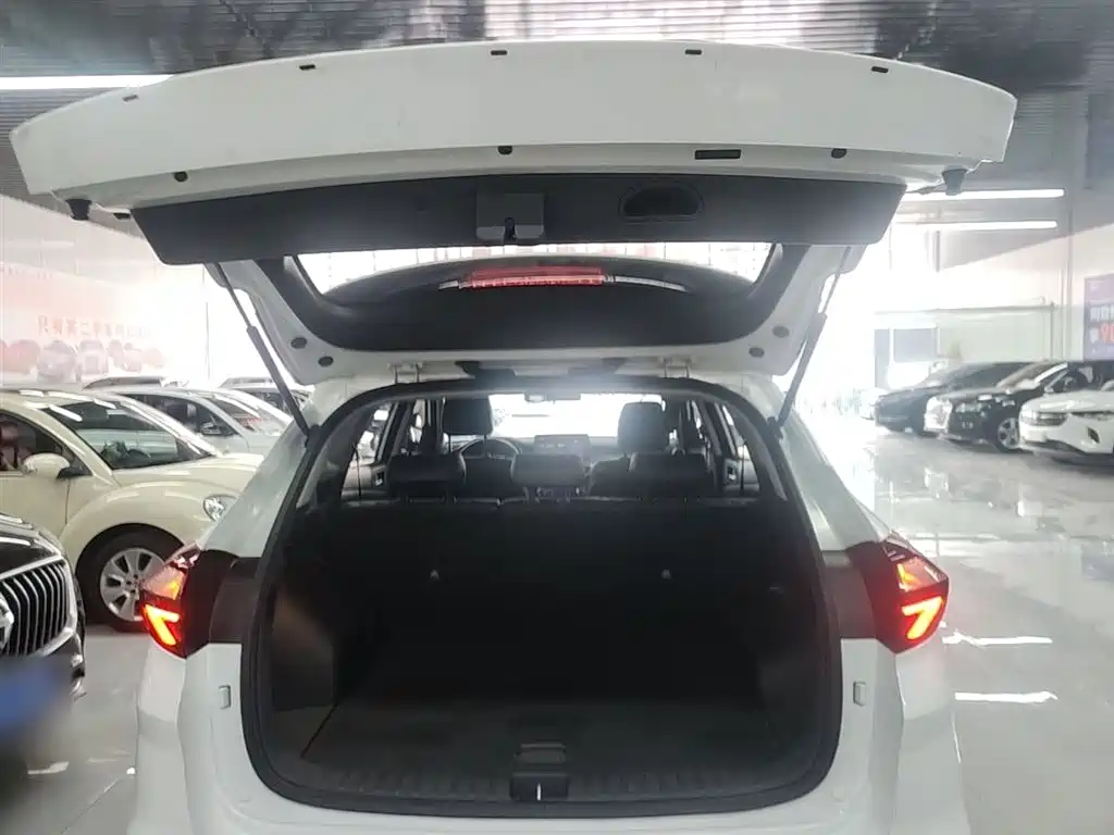 Hyundai Tucson 2020 — фото 18