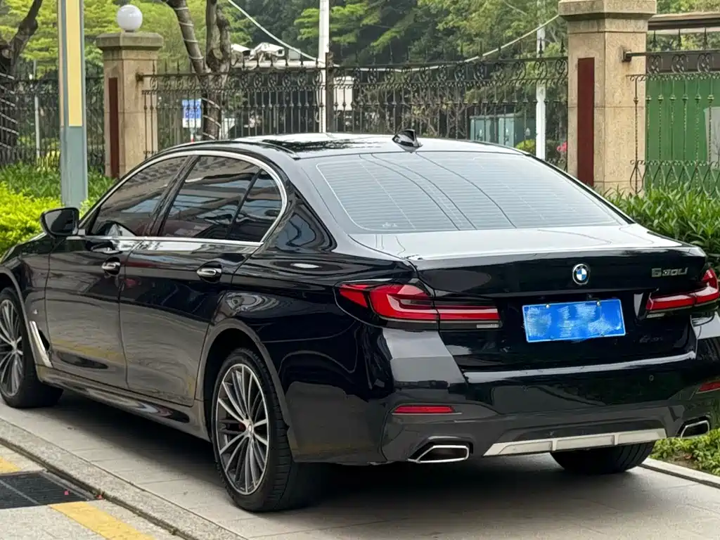 BMW 5 Series 2022