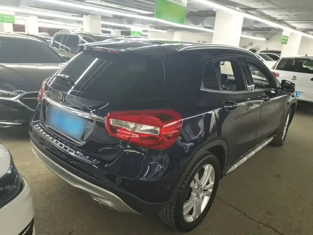 Mercedes-Benz GLA 2017
