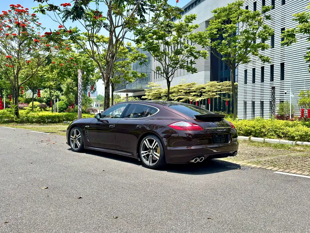 Porsche Panamera 2012 — фото 4