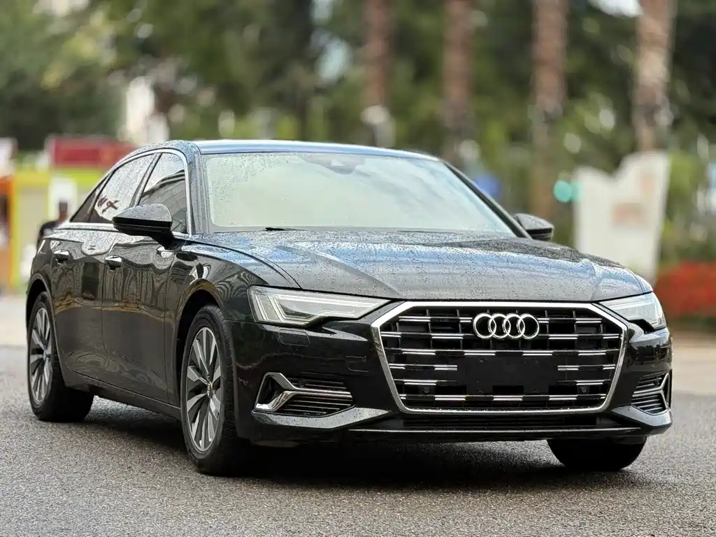 Audi A6L 2021 — фото 1