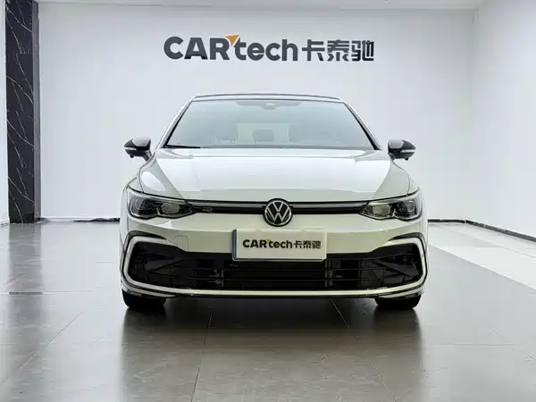 Volkswagen Golf 2022