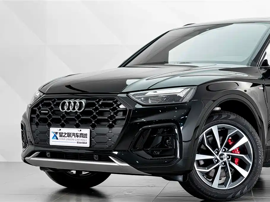 Audi Q5L 2025 — фото 3