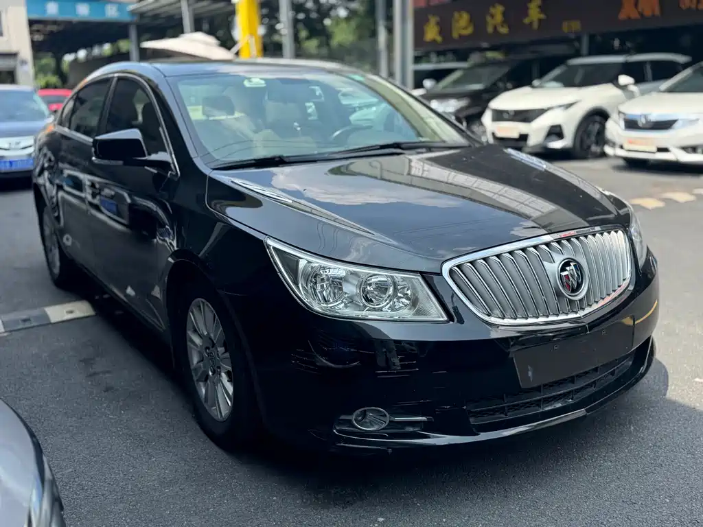 Buick LaCrosse 2012 — фото 6