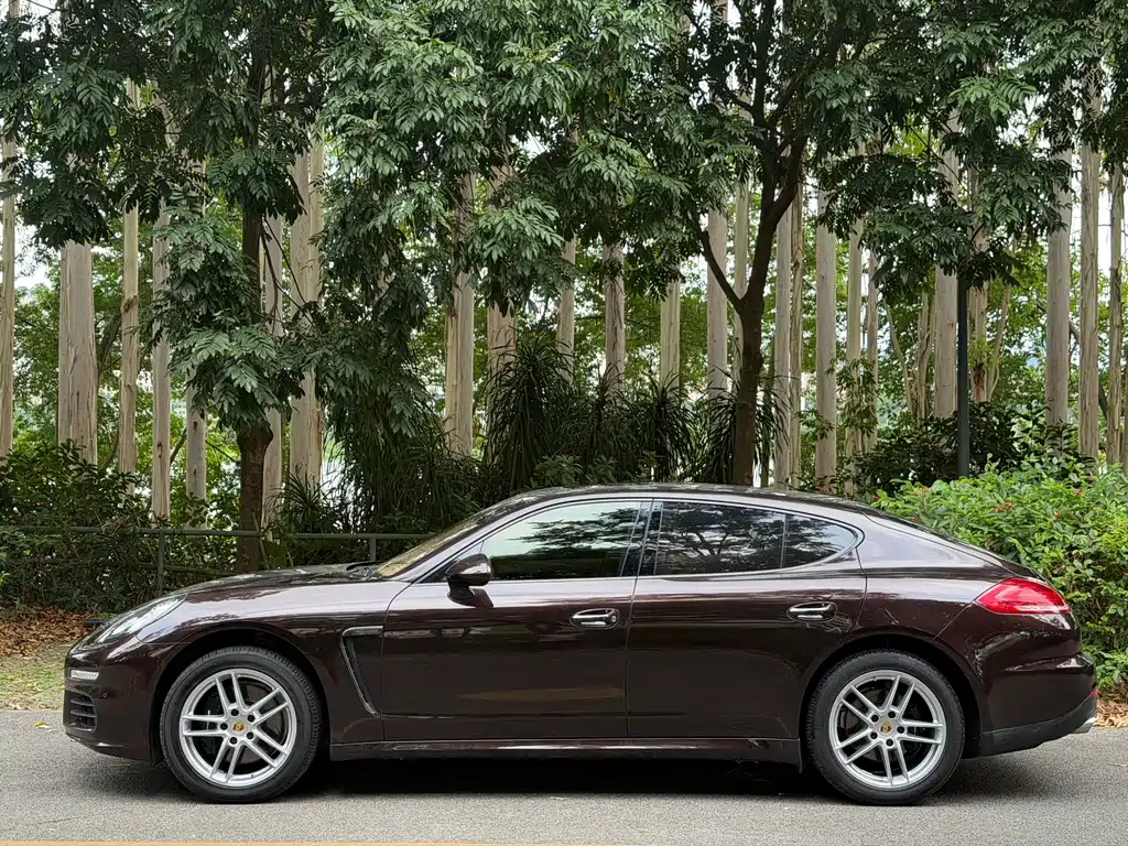 Porsche Panamera 2015 — фото 2