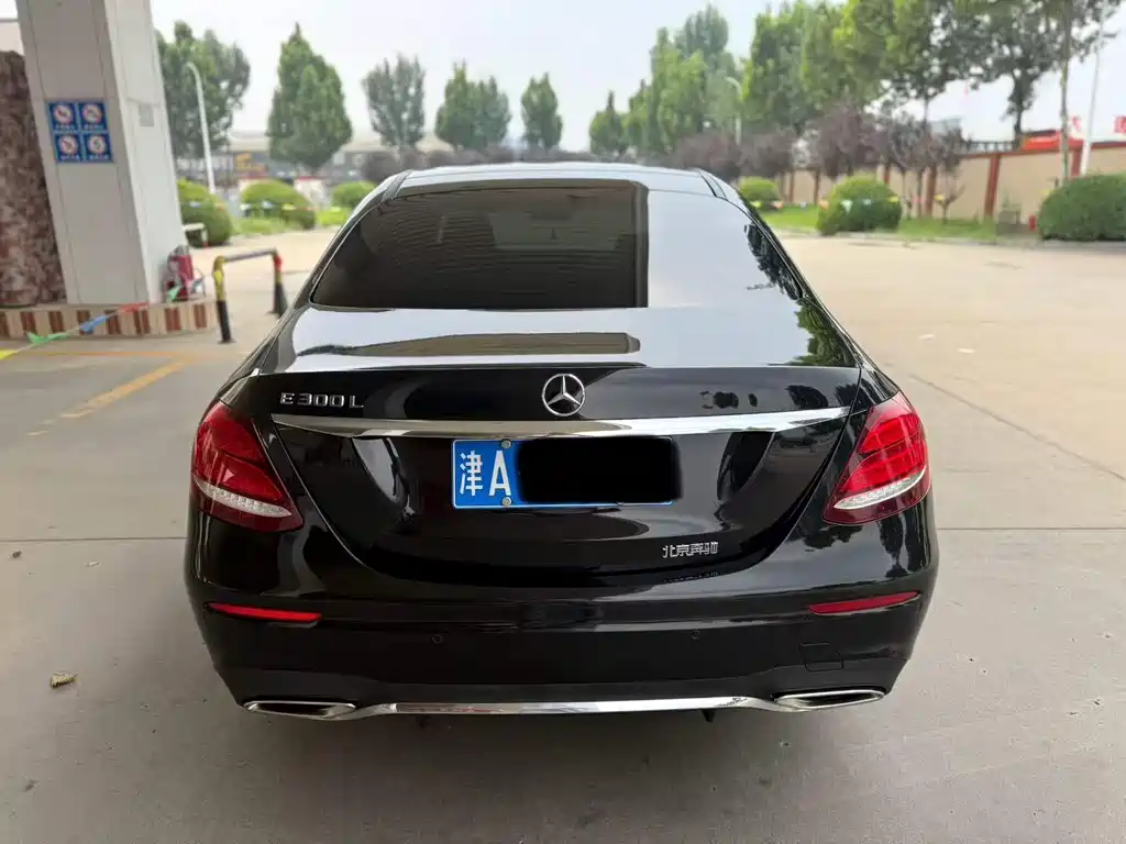 Mercedes-Benz E-Class 2018