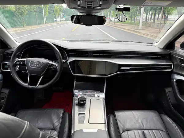 Audi A6L 2020