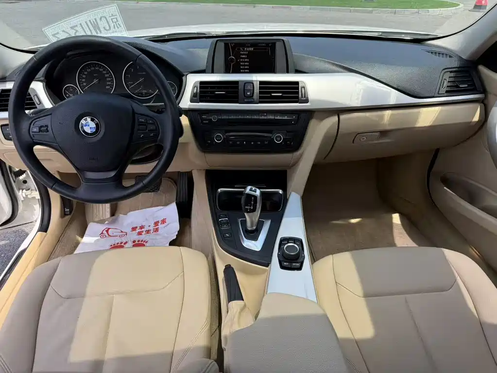 BMW 3 Series 2015 — фото 8