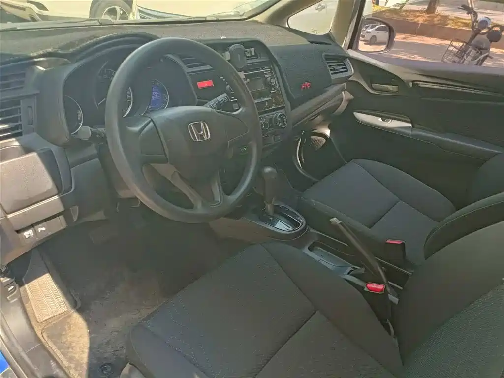 Honda Fit 2017 — фото 5