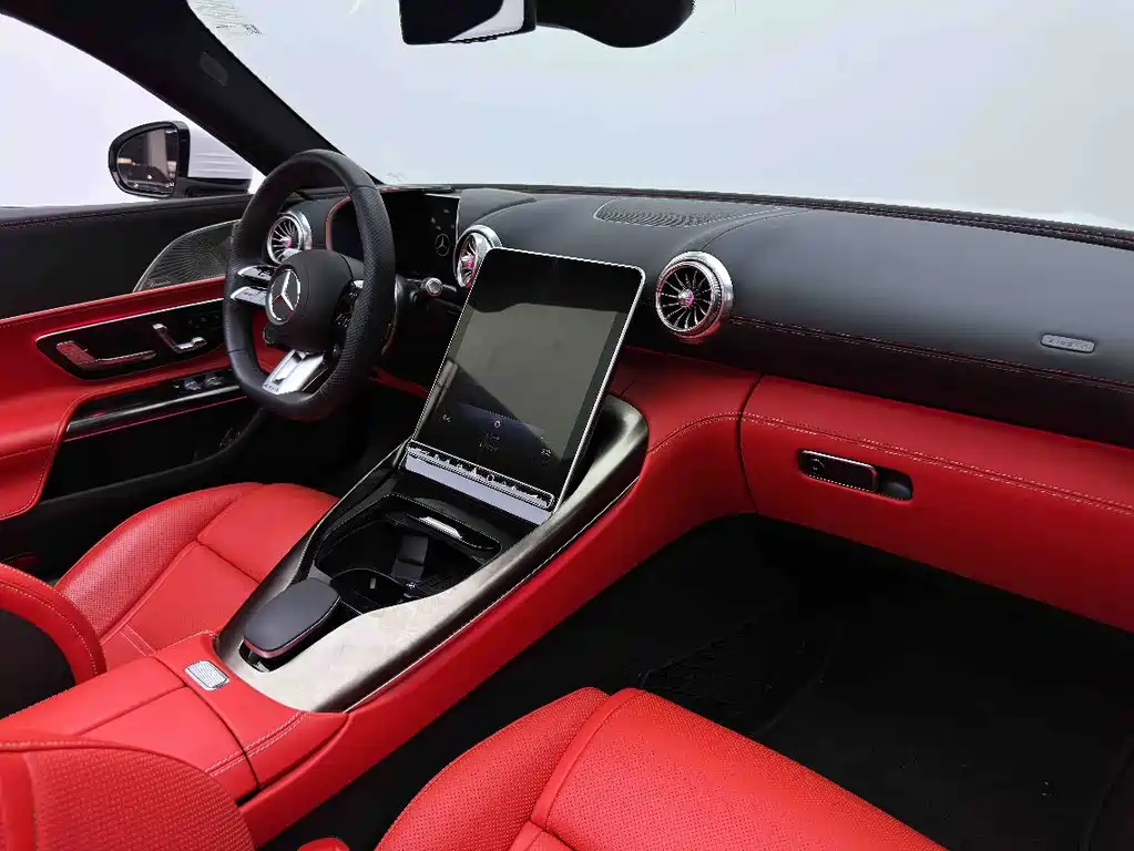 Mercedes-Benz SL-Class AMG 2025 — фото 13