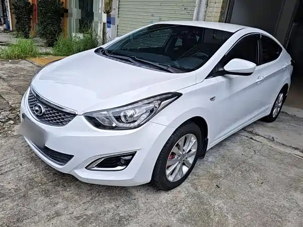 Hyundai Elantra Langdong 2016