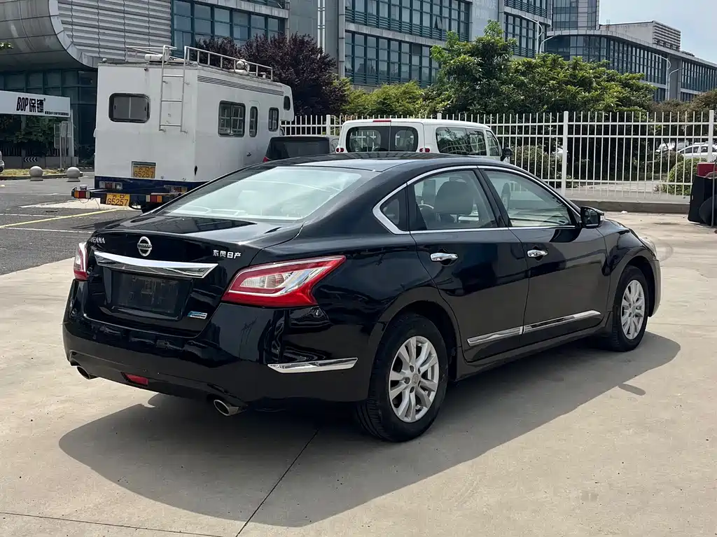 Nissan Teana 2015 — фото 4