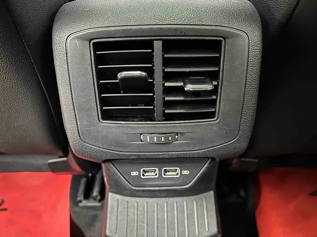 Volkswagen T-Roc 2022 — фото 19