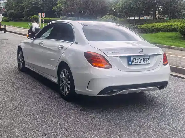 Mercedes-Benz C-Class 2016