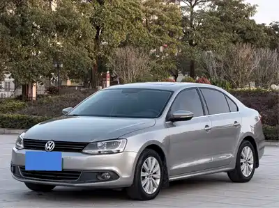 Volkswagen Sagitar 2014