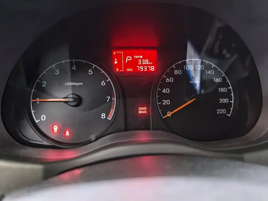 Hyundai Accent 2015 — фото 14
