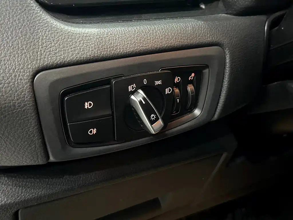 BMW 2 Series Station Wagon 2017 — фото 10