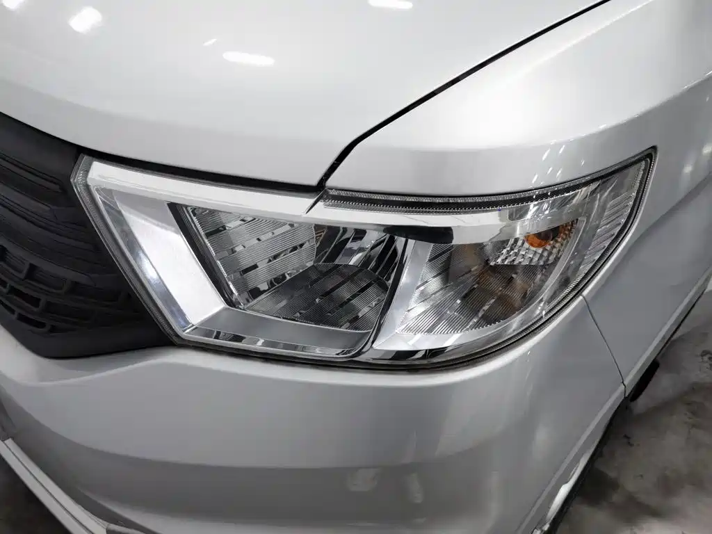Wuling Hongguang V 2020