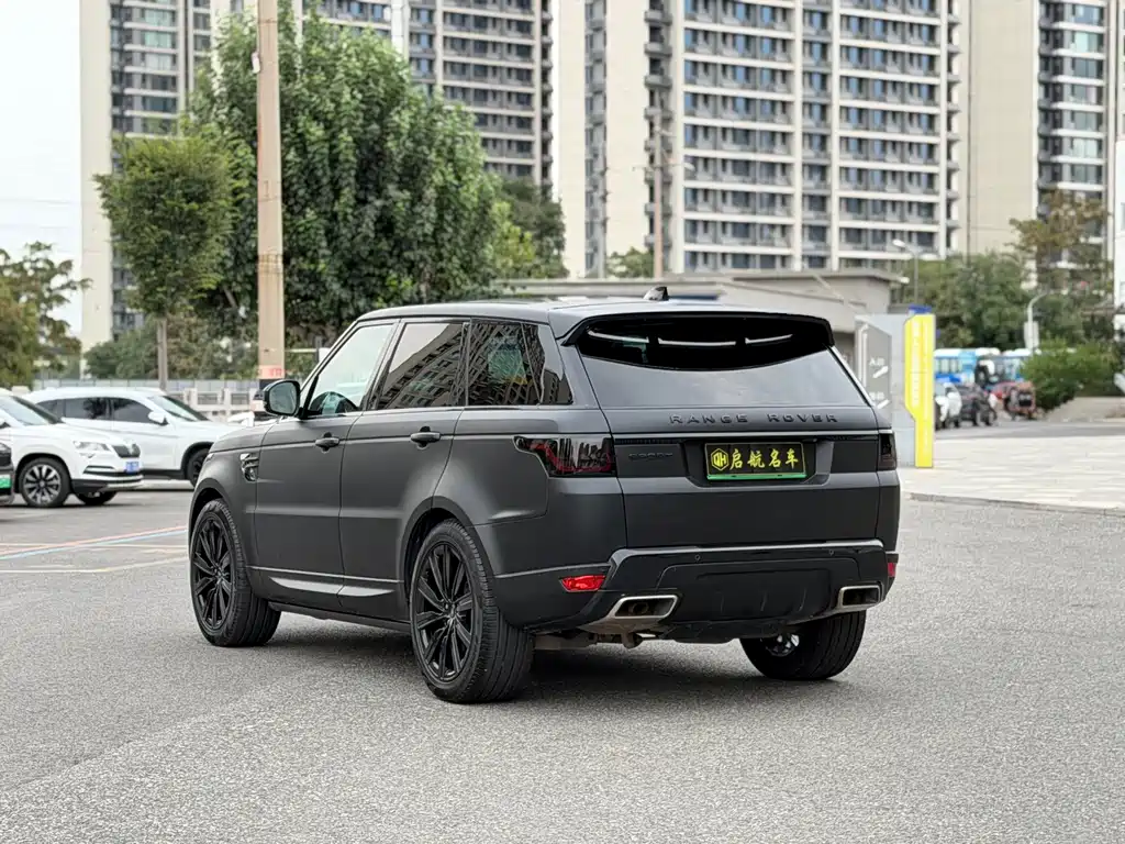 Land Rover Range Rover Sport New Energy 2021 — фото 14
