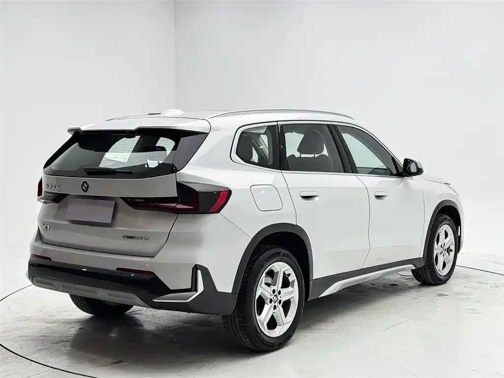 BMW X1 2023 — фото 6