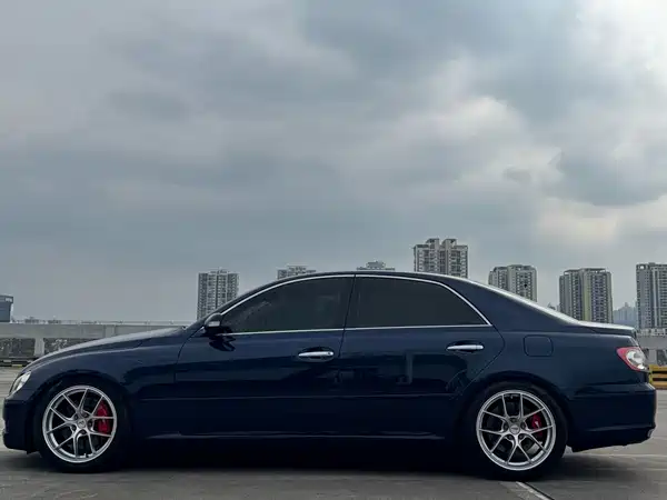 Toyota Reiz 2008