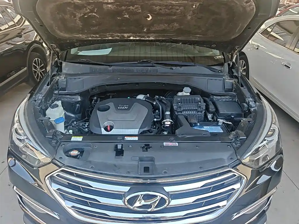 Hyundai Santa Fe 2017 — фото 20