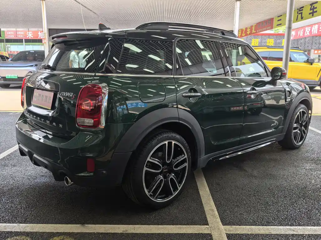 MINI Countryman 2018 — фото 12