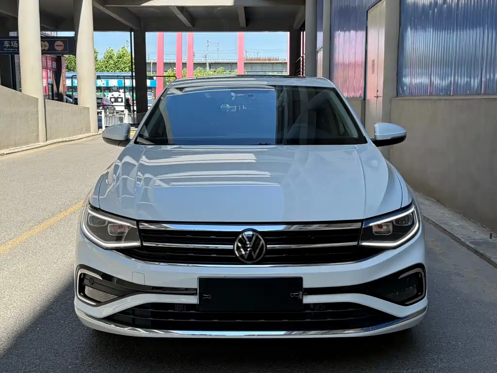 Volkswagen Bora 2023