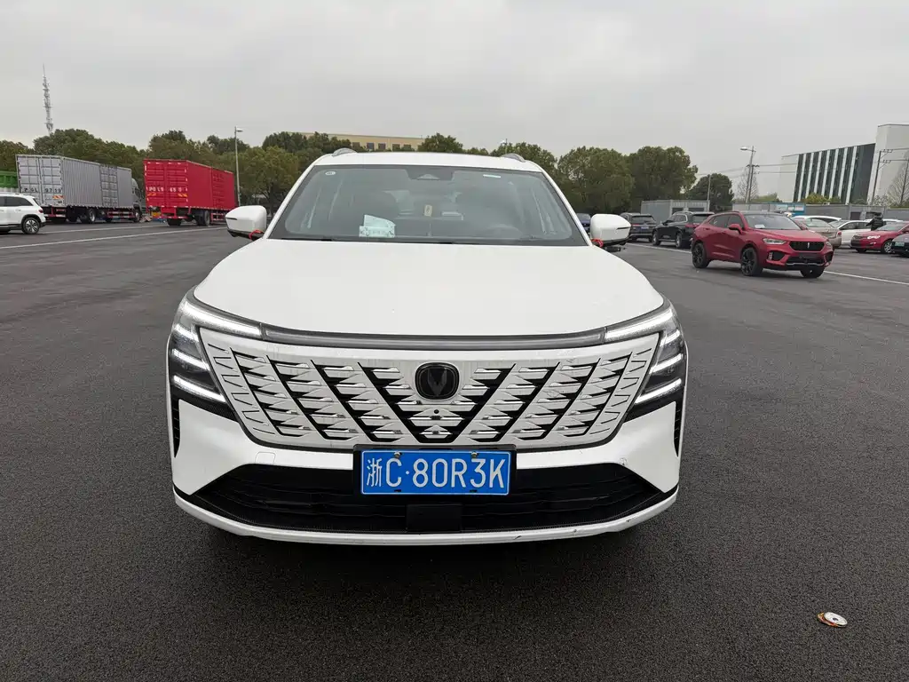 Changan CS75PLUS 2025