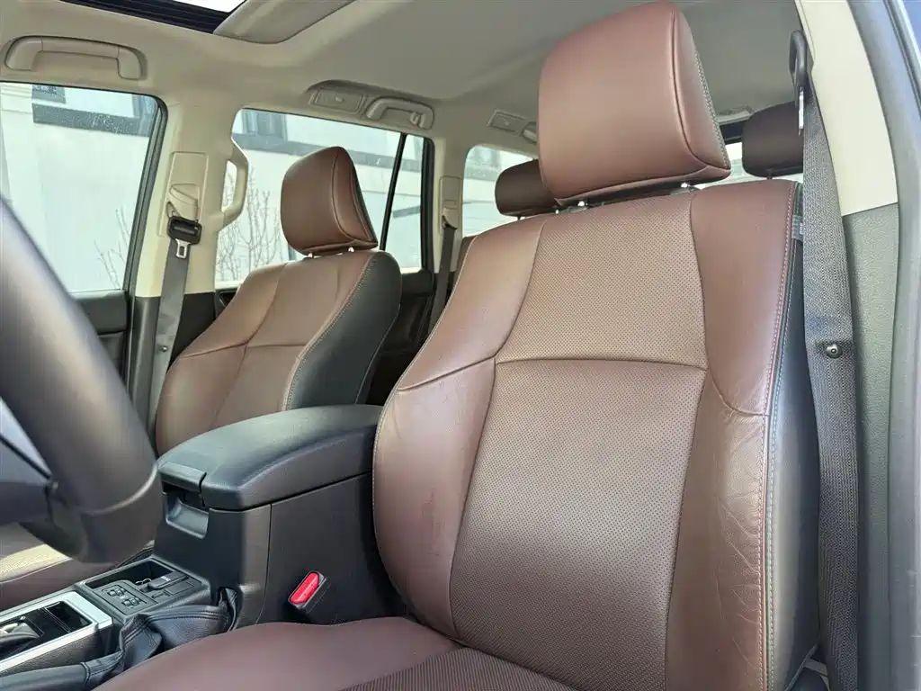 Toyota Prado 2020 — фото 23