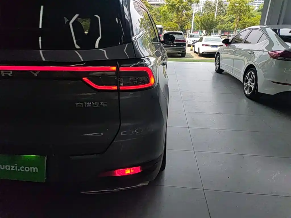 Chery Tiggo 7 PLUS 2023 — фото 8