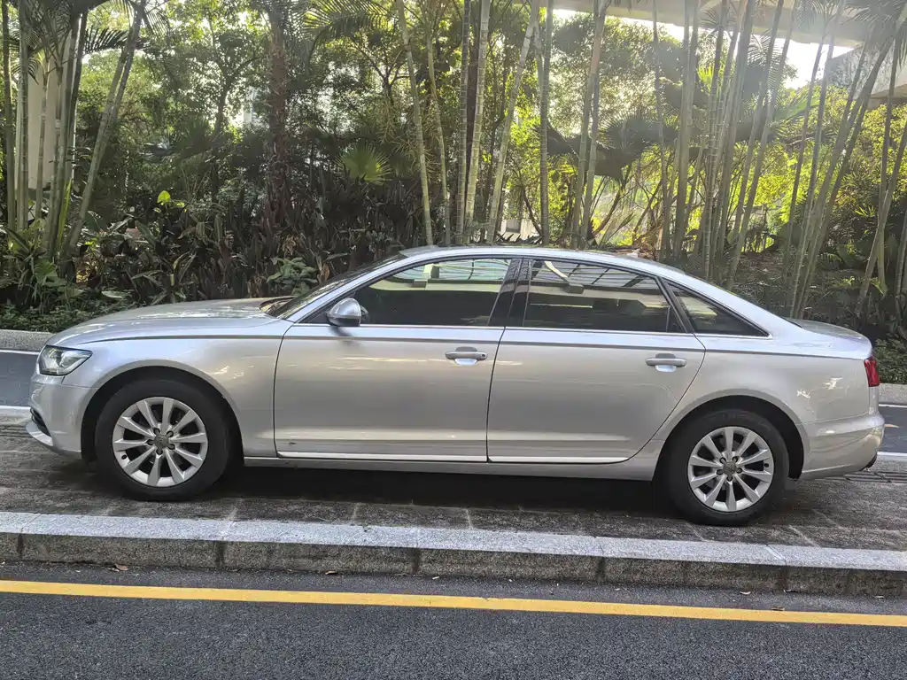 Audi A6L 2013