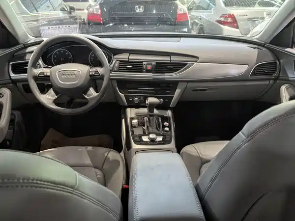 Audi A6L 2013