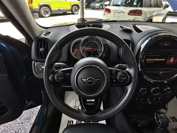 MINI Countryman 2018