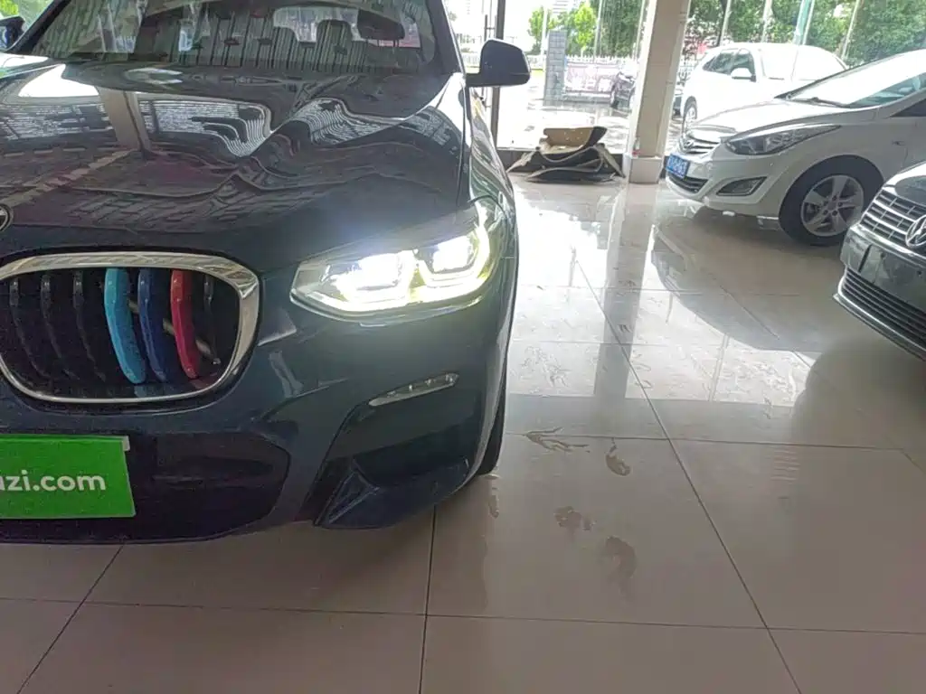 BMW X3 2018 — фото 24