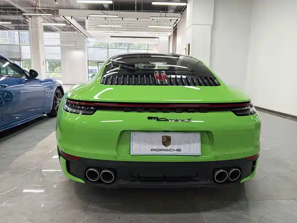 Porsche 911 2020