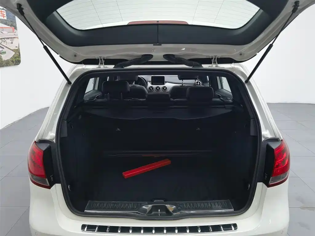 Mercedes-Benz B-Class 2015 — фото 16