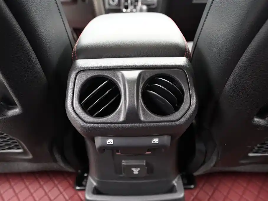 Jeep Wrangler 2023 — фото 15