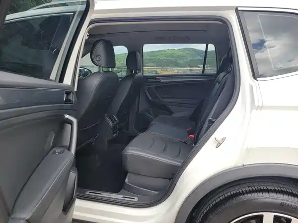Volkswagen Tiguan L 2021