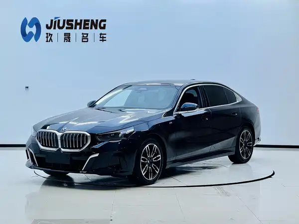 BMW 5 Series 2024