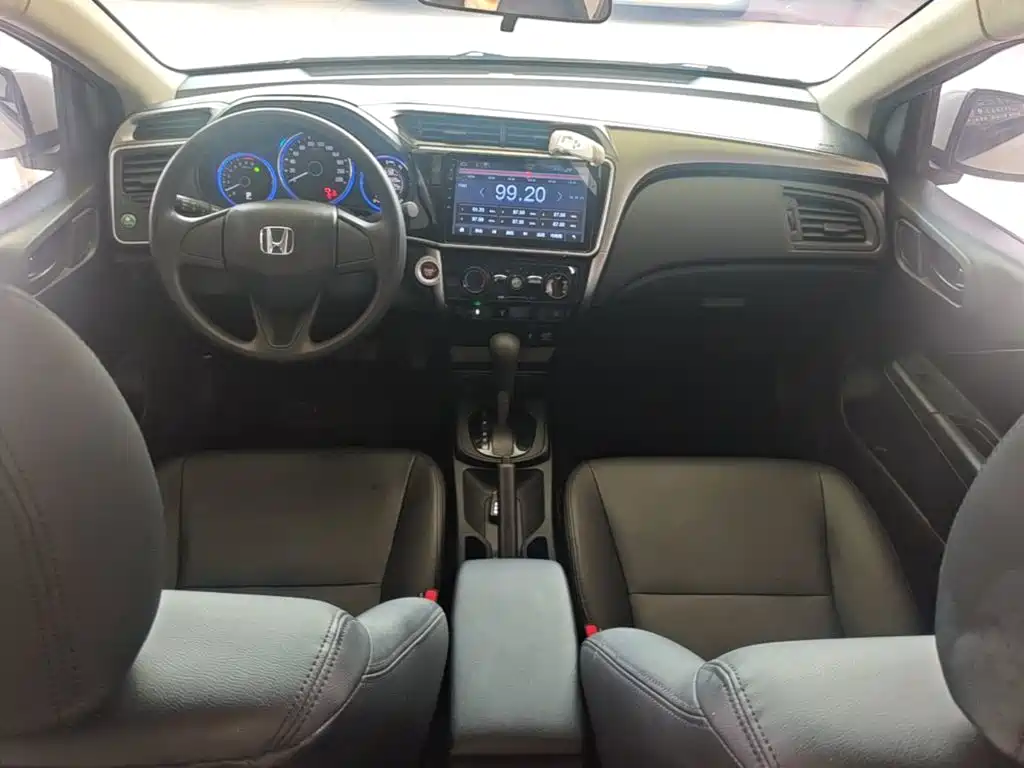 Honda City 2018 — фото 10