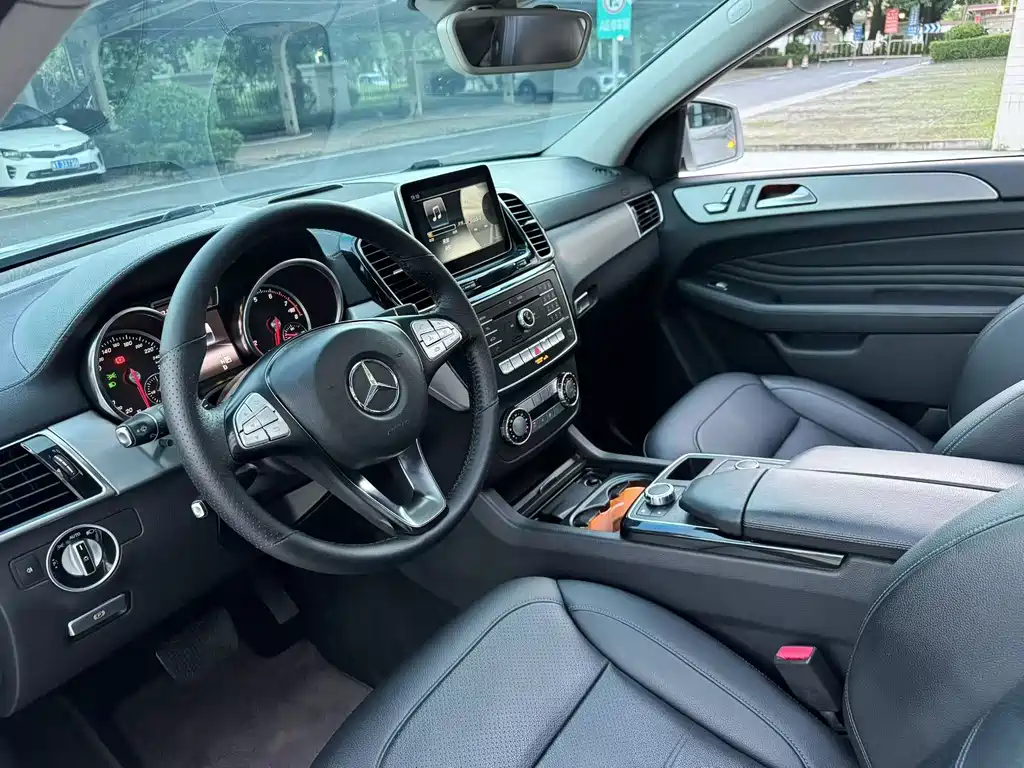 Mercedes-Benz GLE Coupe 2016 — фото 8