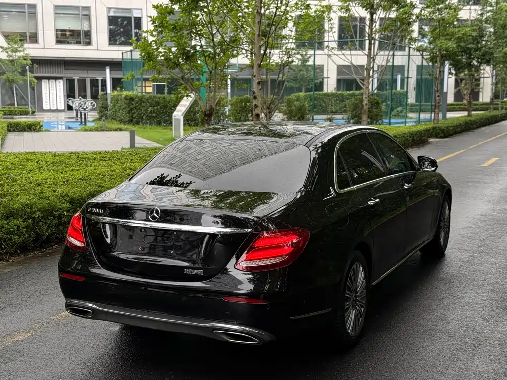 Mercedes-Benz E-Class 2020