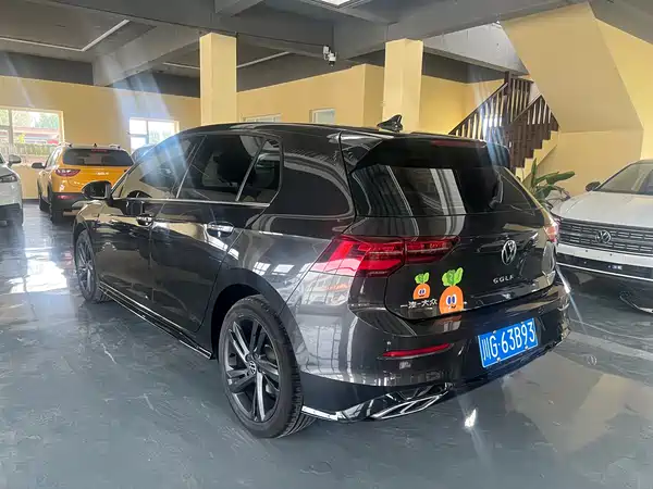 Volkswagen Golf 2023