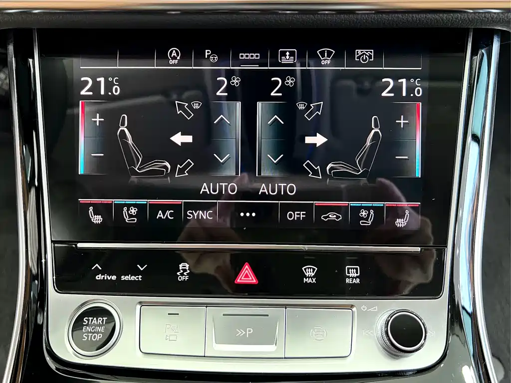 Audi A8 2025 — фото 17